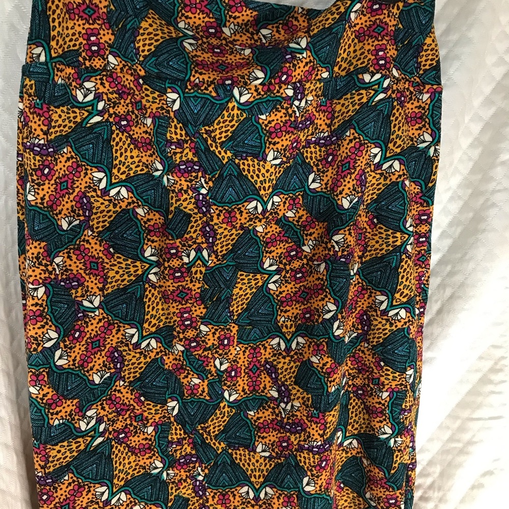 Lularoe Cassie skirt